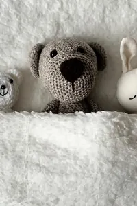 Krem Kuzu Peluş Battaniye